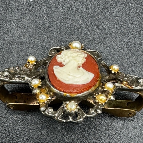 Very Old Vintage Carved Shell Cameo Scarf Clip - Picture 13 of 15